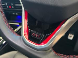 Volkswagen Golf GTI - Image 13