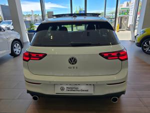 Volkswagen Golf GTI - Image 4