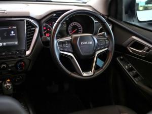 Isuzu D-Max 1.9TD double cab LS 4x4 auto - Image 16