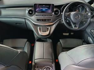 Mercedes-Benz V-Class V300d Exclusive - Image 14