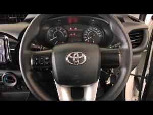 Toyota Hilux 2.4GD-6 double cab 4x4 SR - Image 8