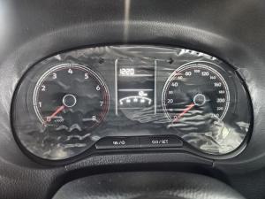 Volkswagen Polo Vivo hatch 1.6 Life - Image 12