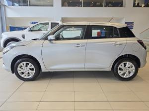 Suzuki Swift 1.2 GL+ auto - Image 4