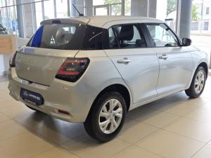 Suzuki Swift 1.2 GL+ auto - Image 6