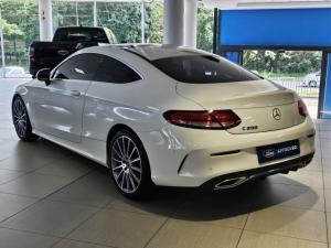 Mercedes-Benz C-Class C200 coupe auto - Image 10
