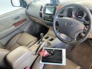 Toyota Fortuner 3.0D-4D auto - Image 6
