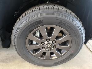 Toyota Land Cruiser Prado 2.8GD VX-R - Image 24