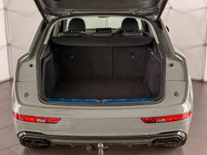 Audi Q5 40TDI quattro S line - Image 13