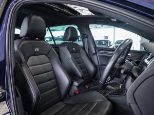 Volkswagen Golf R - Image 17