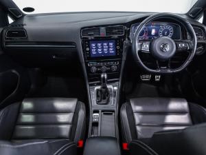 Volkswagen Golf R - Image 22