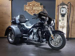 Harley Davidson TRI Glide Ultra 114 - Image 2