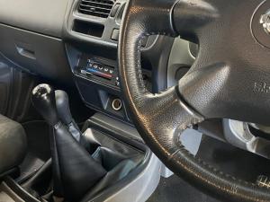 Nissan Hardbody NP300 2.5 TDi LWB 4X4S/C - Image 10