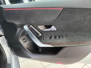 Mercedes-Benz A200 - Image 12