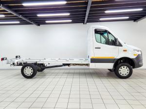 Mercedes-Benz Sprinter 319 CDI AWDChassis Cab - Image 3