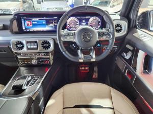 Mercedes-Benz AMG G63 - Image 13