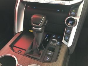 Toyota Land Cruiser 300 3.3D ZX - Image 19