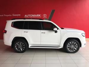 Toyota Land Cruiser 300 3.3D ZX - Image 3