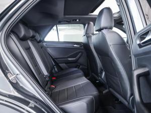 Volkswagen T-Roc 2.0TSI 4Motion R-Line - Image 18