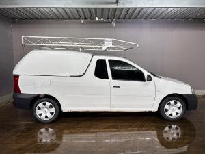 Nissan NP200 1.6i safety pack (aircon) - Image 7