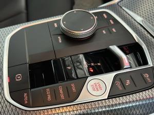BMW 3 Series 320d Mzansi Edition - Image 12