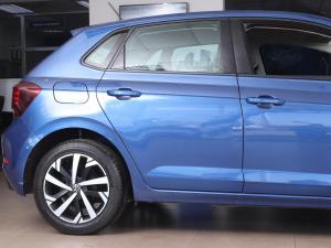 Volkswagen Polo hatch 1.0TSI Life manual - Image 3