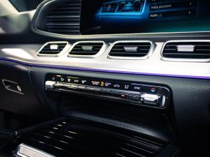 Mercedes-Benz GLE GLE400d 4Matic - Image 12