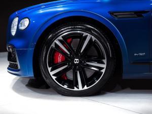 Bentley Flying Spur W12 Mulliner - Image 20