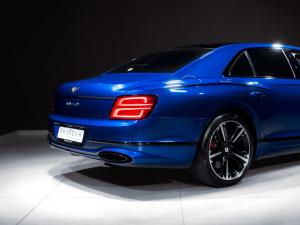 Bentley Flying Spur W12 Mulliner - Image 23
