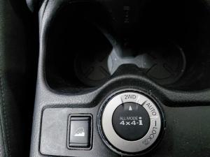 Nissan X-Trail 2.5 4x4 SE - Image 14