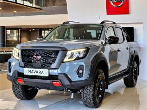 Nissan Navara 2.5DDTi double cab Pro-4X 4x4 Warrior - Image 3