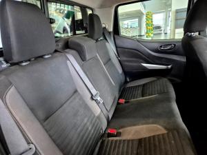 Nissan Navara 2.5DDTi double cab SE Plus manual - Image 12