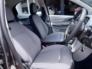 Tata Tiago 1.2 XT manual - Image 6