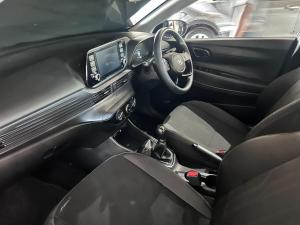 Hyundai i20 1.2 Motion - Image 11