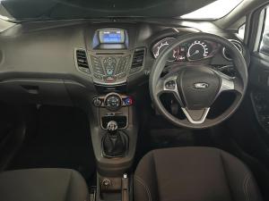 Ford Fiesta 5-door 1.0T Trend - Image 5