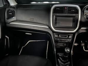 Suzuki Vitara Brezza 1.5 GL - Image 6