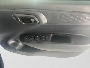Hyundai Grand i10 1.2 Premium hatch - Image 18