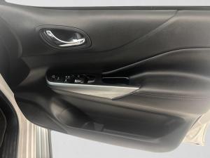 Nissan Navara 2.5DDTi double cab LE Plus 4x4 - Image 14