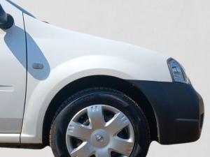 Nissan NP200 1.6i safety pack (aircon) - Image 10