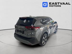 Nissan X-Trail 2.5 Acenta Plus 4WD - Image 4