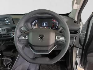 Peugeot Landtrek 1.9TD single cab Professional - Image 16