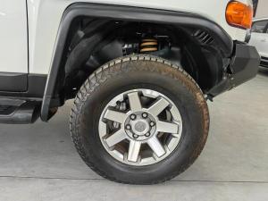 Toyota FJ Cruiser FJ Cruiser - Image 10