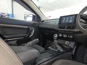 Renault Kiger 1.0 Turbo Intens manual - Image 10