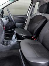 Nissan NP200 1.6i safety pack (aircon) - Image 14