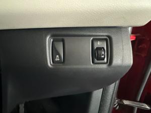 Nissan Magnite 1.0 Turbo Visia manual - Image 17