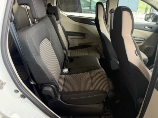 Renault Triber 1.0 Prestige