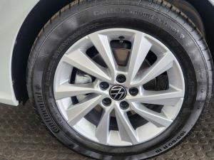 Volkswagen Polo Vivo hatch 1.4 Life - Image 8