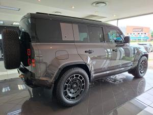 Land Rover Defender 110 Octa - Image 16