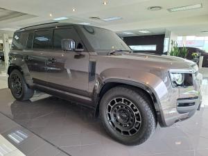 Land Rover Defender 110 Octa - Image 2