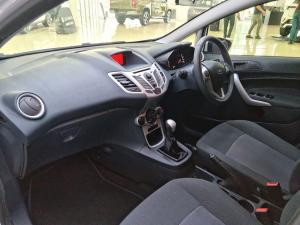 Ford Fiesta 1.4 5-door Trend - Image 7