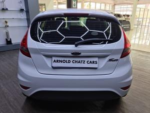 Ford Fiesta 1.4 5-door Trend - Image 9